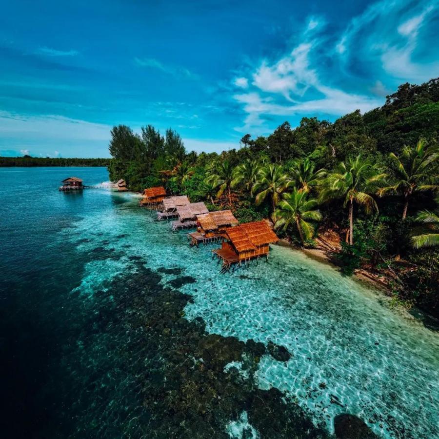 Meos Ambower Homestay Raja Ampat Fam Екстериор снимка