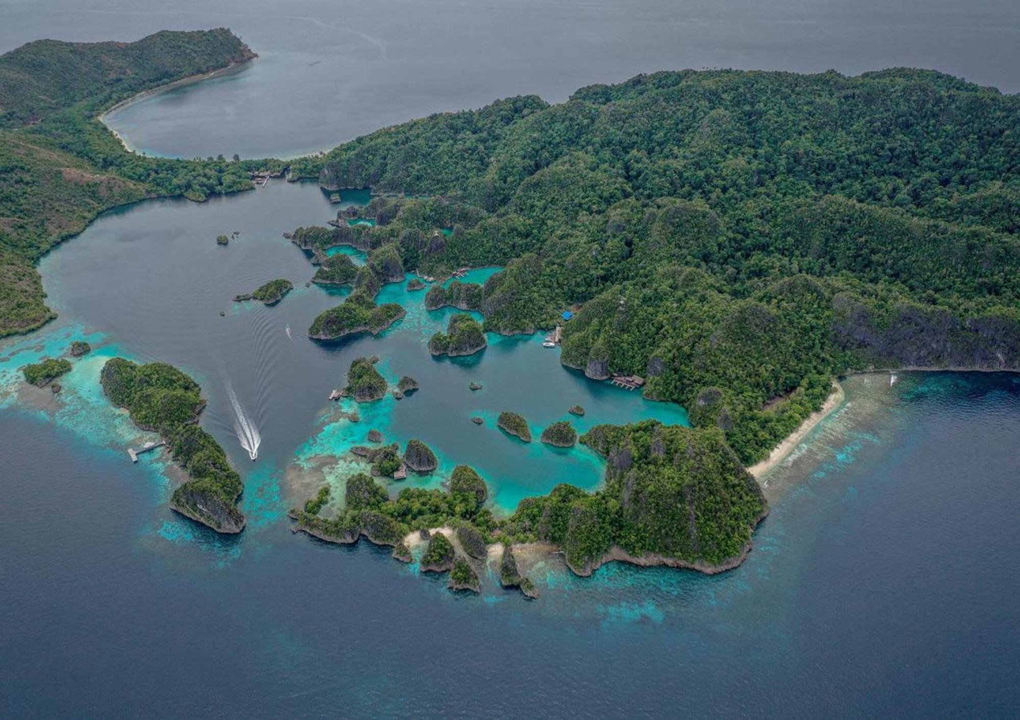 Meos Ambower Homestay Raja Ampat Fam Екстериор снимка
