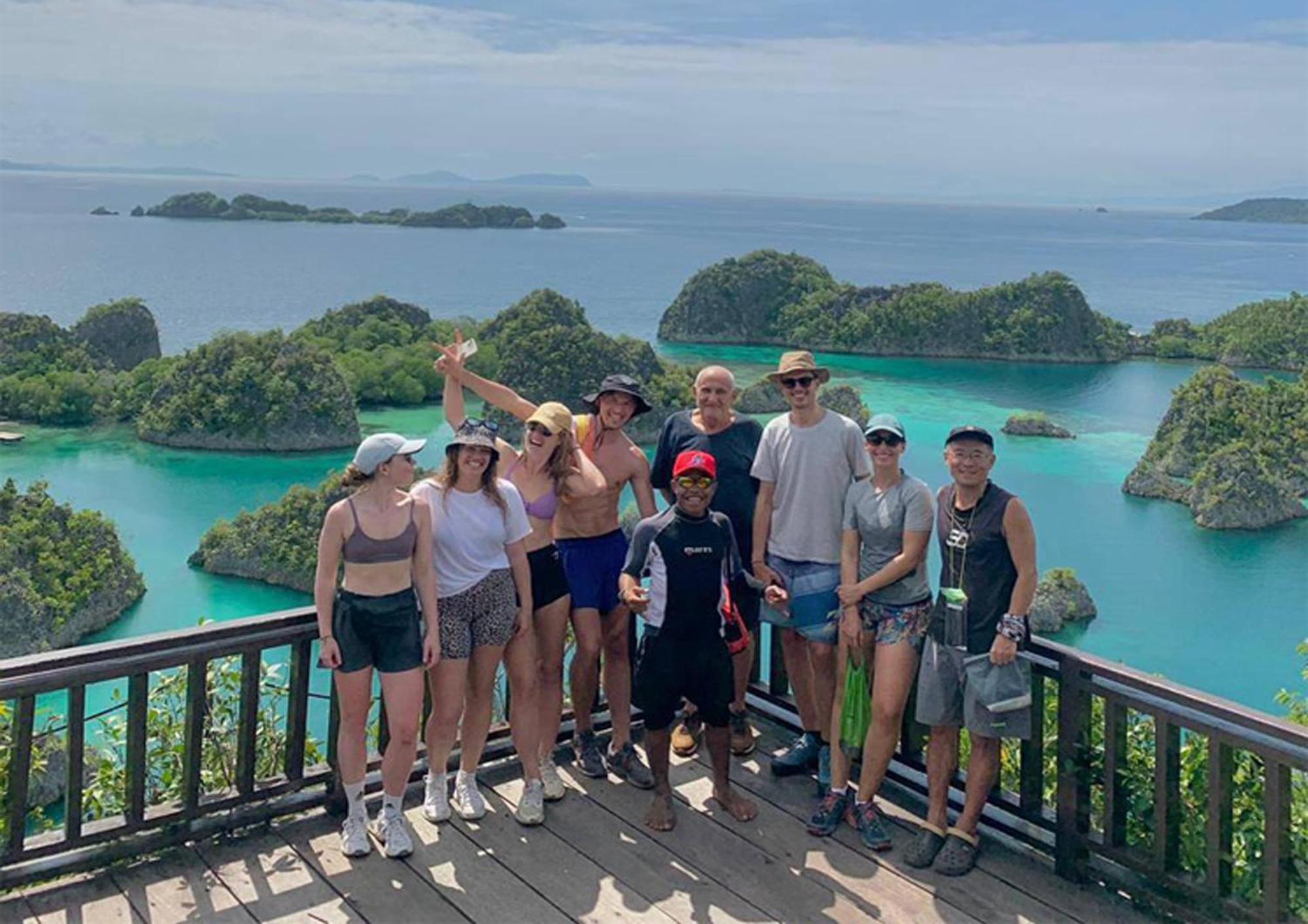 Meos Ambower Homestay Raja Ampat Fam Екстериор снимка
