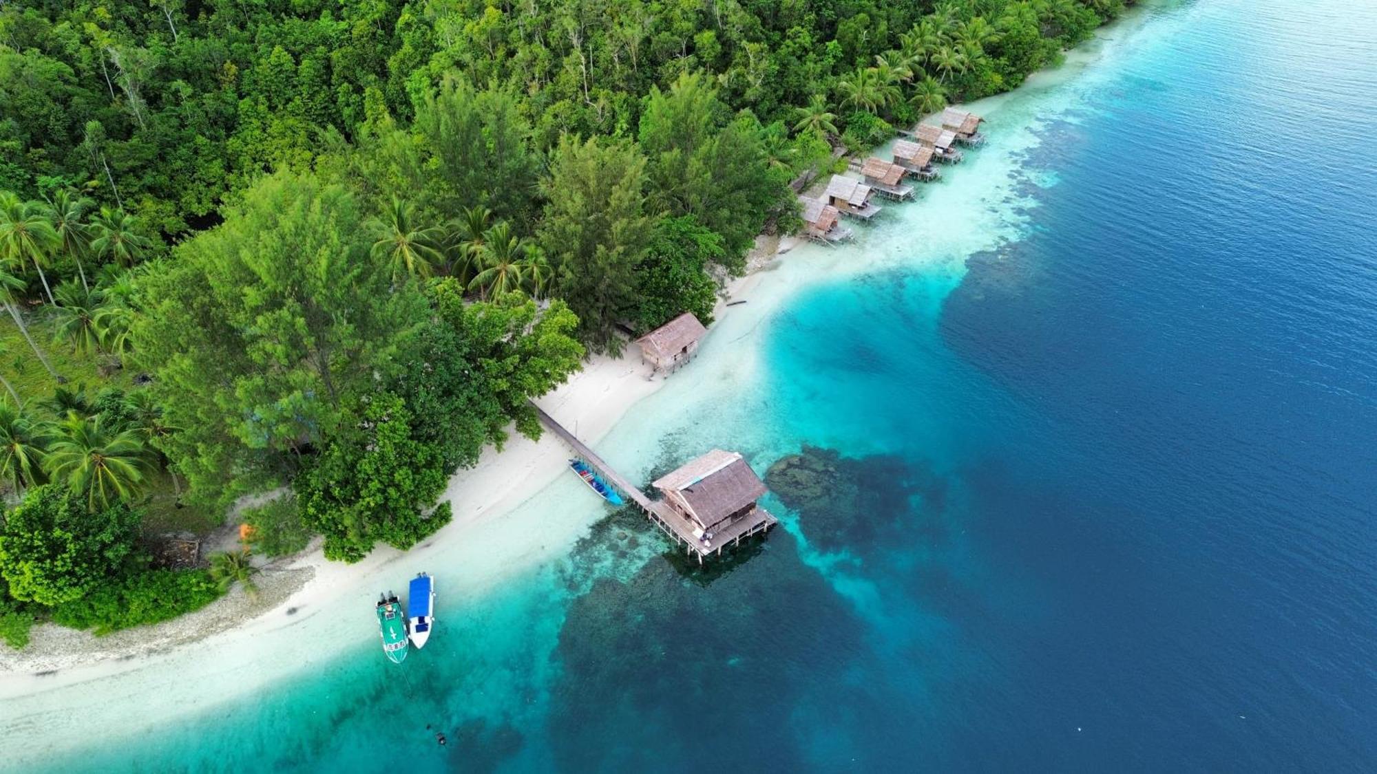 Meos Ambower Homestay Raja Ampat Fam Екстериор снимка